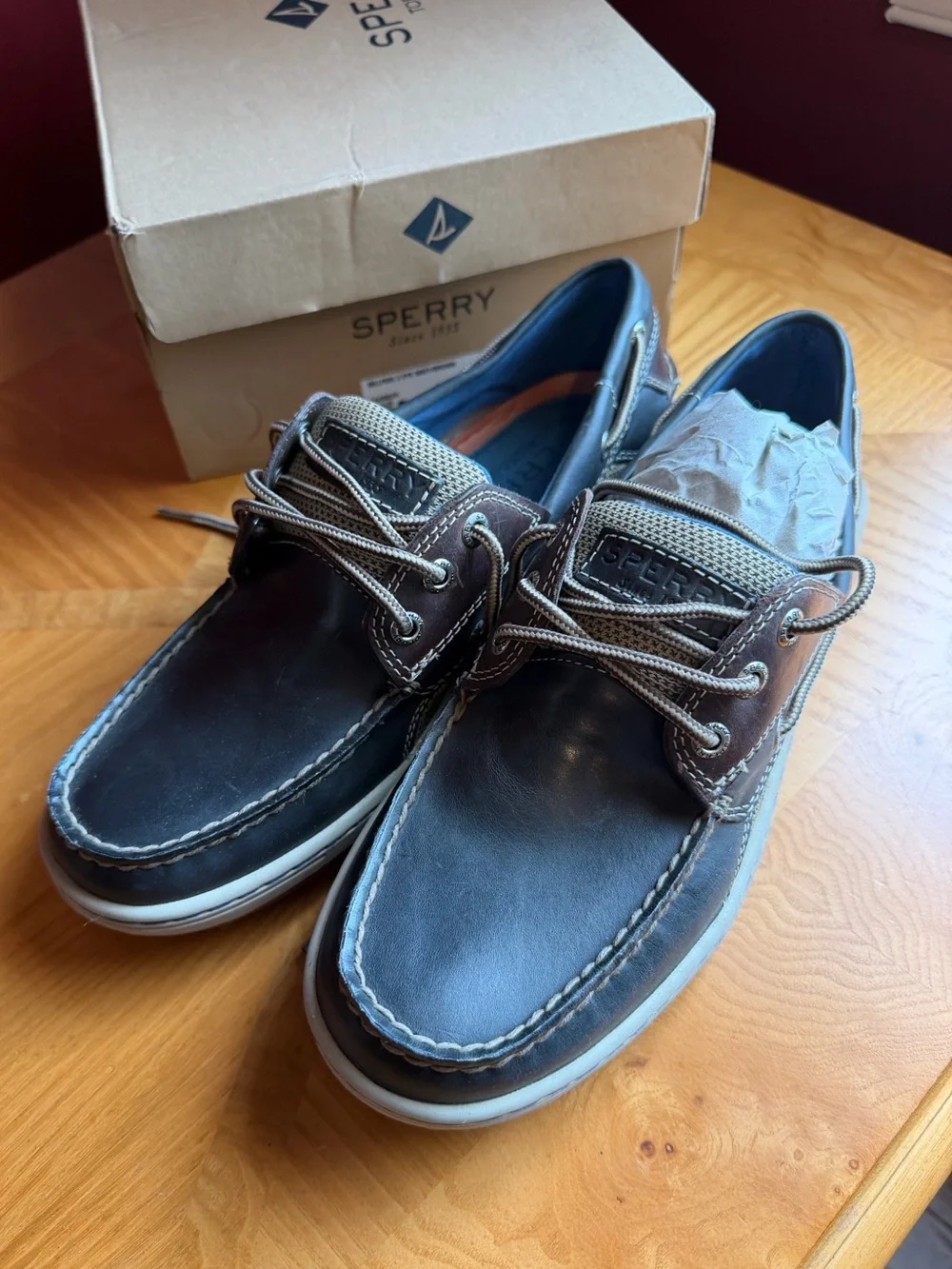 Sperry billfish 3 eye Navy and Tan Leather Mesh Boat Shoe new
